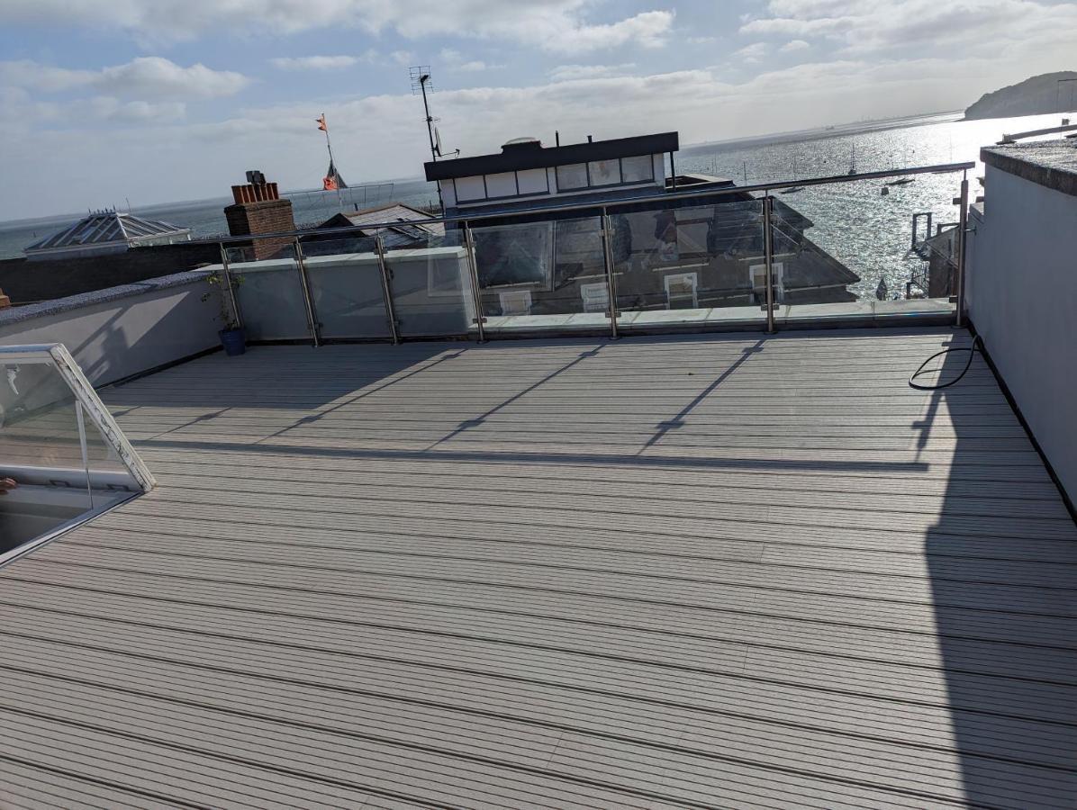 Seafarer'S View - 6 Bedroom Townhouse In Cowes, Parking & Seaviews. Cowes  Exterior foto